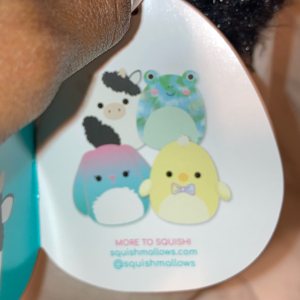 Squishmallows 8" Fuzzy Connor the Cow - Picture 6 of 8